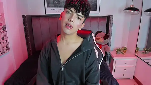 Niick Twink online show from 18, 9, 2025