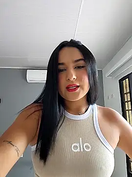 Rosa Warreen  online show from 18, 9, 2025