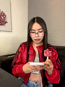 Cristina pinkk online show from 2, 12, 2025