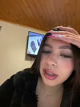 Cristina pinkk online show from 5, 2, 2026