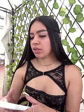 Cristina pinkk online show from 31, 10, 2025