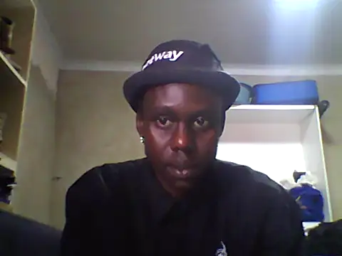 Snapshot of T1011 chatting on 26, 9, 2025 T1011 online show from 26, 9, 2025
