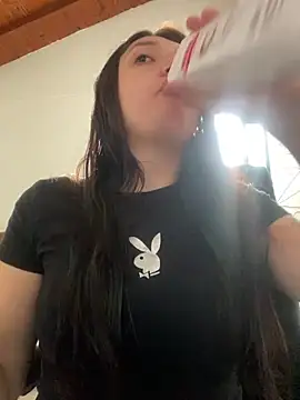 Mia  Gray online show from 20, 4, 2026