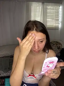 Mia  Gray online show from 18, 11, 2025