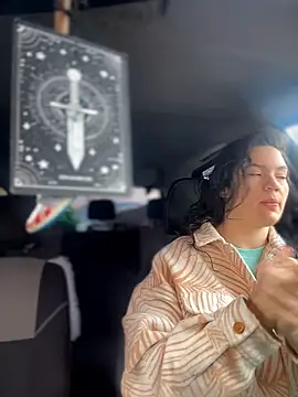 MeekyRich online show from 5, 4, 2026