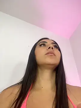 Snapshot of caro_hill chatting on 2, 7, 2026 caro hill online show from 2, 7, 2026