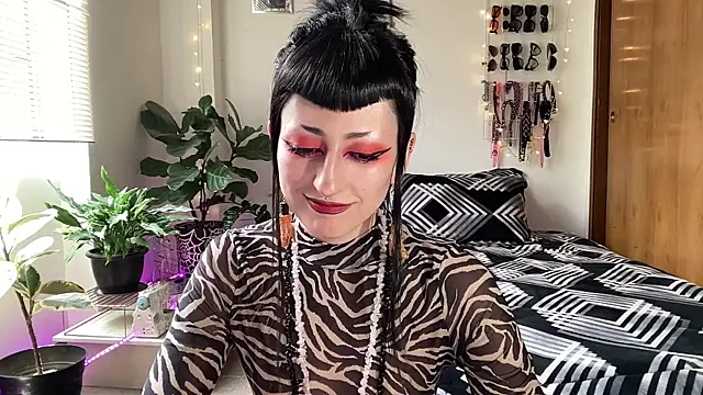 ELENA UMBRA online show from 27, 5, 2026