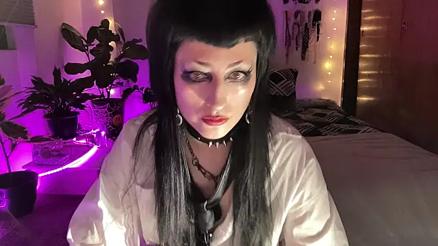 ELENA UMBRA online show from 17, 5, 2026