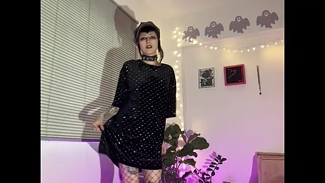 ELENA UMBRA online show from 6, 1, 2026