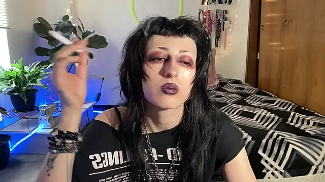 ELENA UMBRA online show from 8, 7, 2026