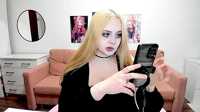 mistress lain online show from 8, 4, 2026