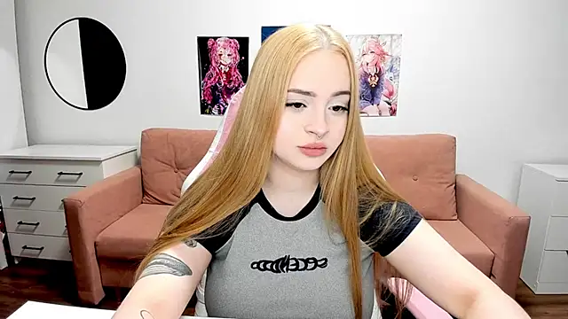 mistress lain online show from 27, 2, 2026