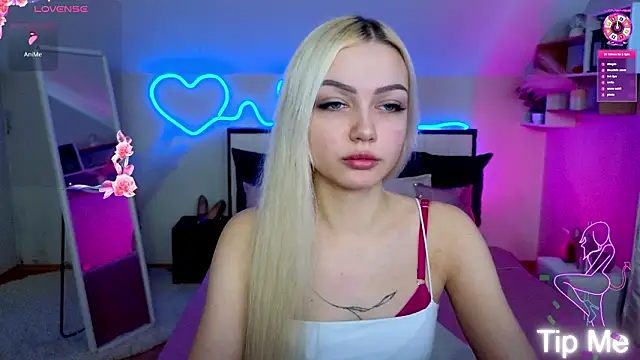 LinaLirian online show from 11, 2, 2026