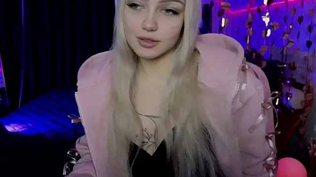 LinaLirian online show from 23, 3, 2026