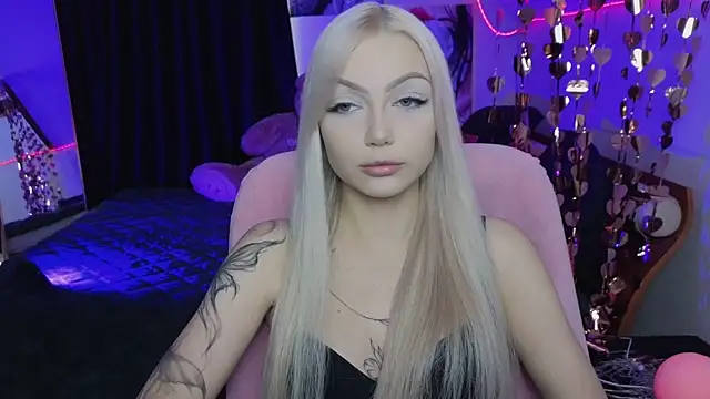 LinaLirian online show from 25, 7, 2026