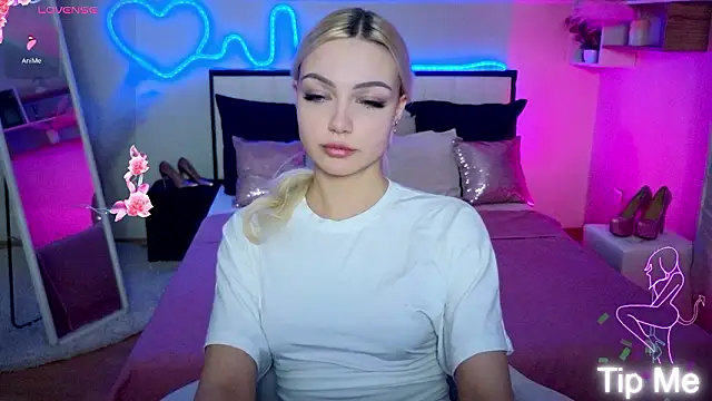 LinaLirian online show from 10, 2, 2026