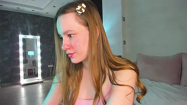 Candy Cansew online show from 19, 2, 2026