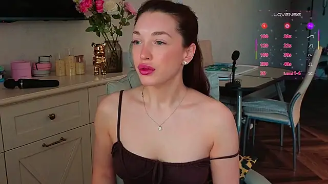 yourr Evaa online show from 11, 4, 2026