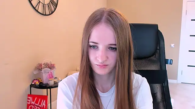 KateKayer online show from 19, 10, 2025