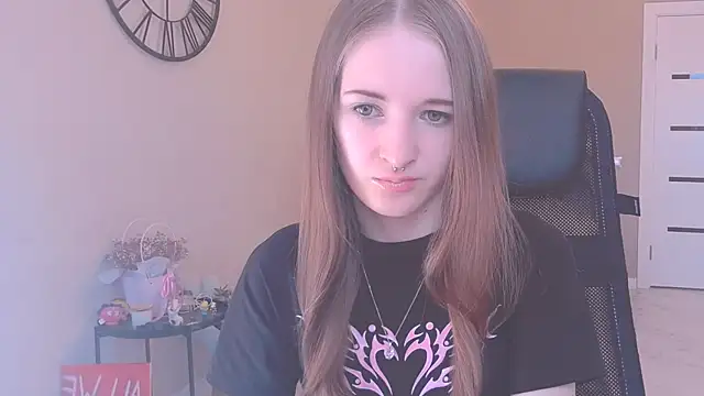 KateKayer online show from 16, 9, 2025