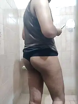 Snapshot of Brown69_guy chatting on 26, 4, 2026 Brown69 guy online show from 26, 4, 2026