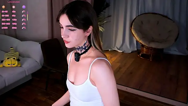 CupSizeGirl online show from 8, 11, 2025