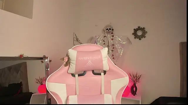 Paprika  online show from 21, 10, 2025