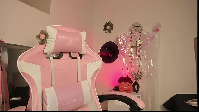 Paprika  online show from 25, 10, 2025