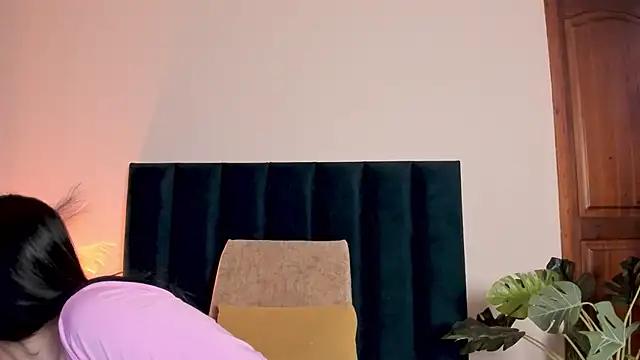 AbbieJoness  online show from 18, 11, 2025