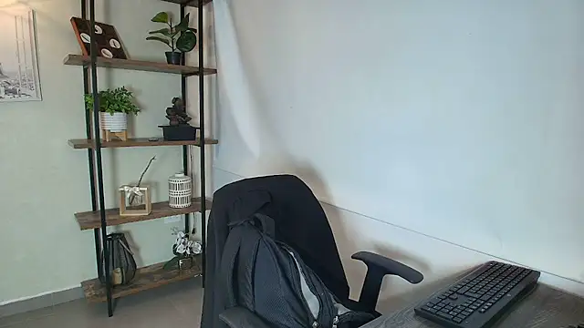  Victoria Collins online show from 13, 3, 2026