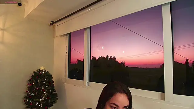  Victoria Collins online show from 27, 11, 2025