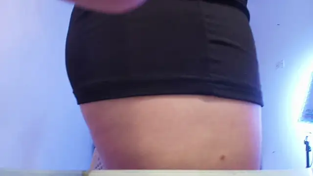  Victoria Collins online show from 14, 4, 2026