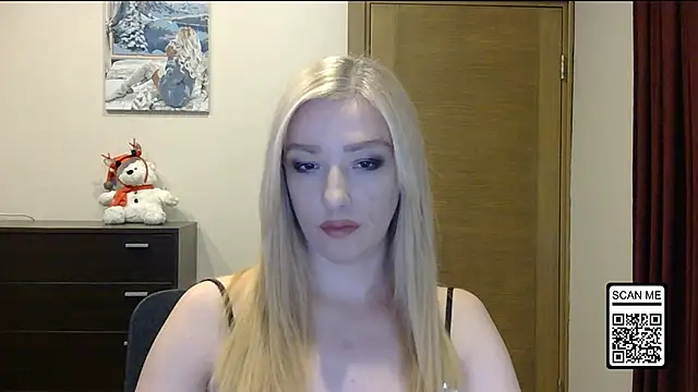 Wild Silk Desire online show from 15, 12, 2025