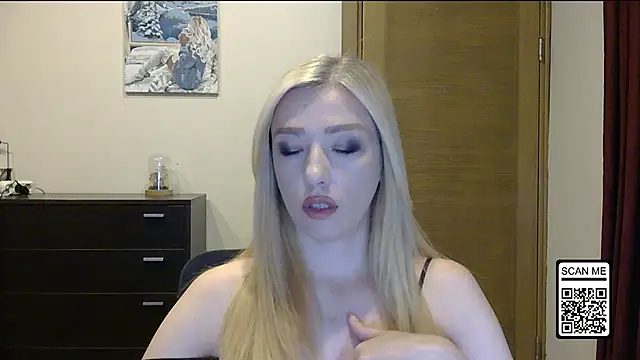 Wild Silk Desire online show from 27, 10, 2025