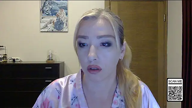 Wild Silk Desire online show from 14, 10, 2025