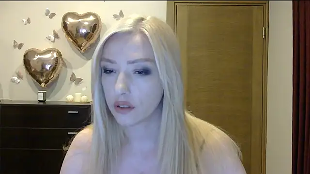 Snapshot of Wild_Silk_Desire chatting on 7, 7, 2026 Wild Silk Desire online show from 7, 7, 2026