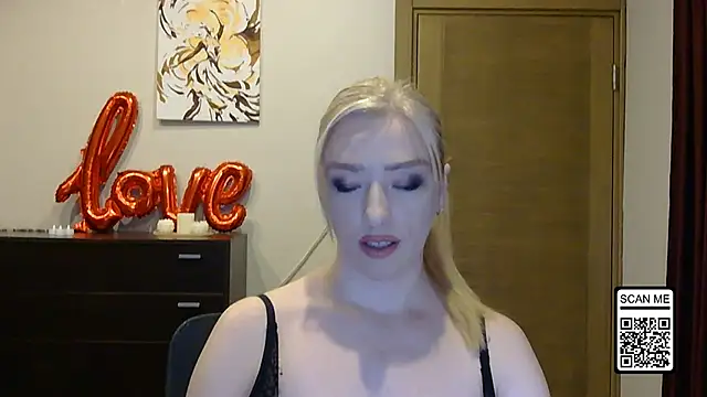 Wild Silk Desire online show from 13, 3, 2026