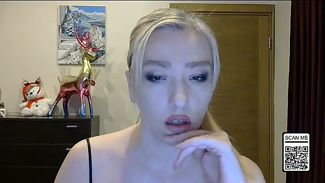 Wild Silk Desire online show from 22, 12, 2025