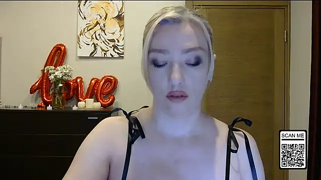 Wild Silk Desire online show from 2, 3, 2026