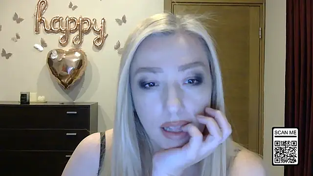 Wild Silk Desire online show from 15, 4, 2026