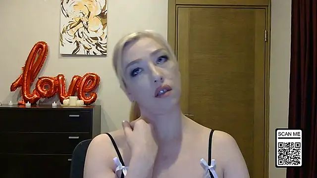 Wild Silk Desire online show from 6, 4, 2026