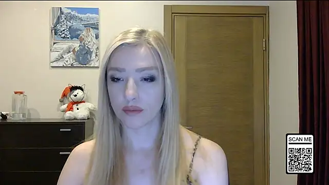 Wild Silk Desire online show from 5, 12, 2025