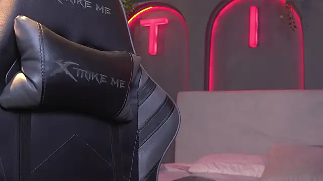 Susan wall online show from 21, 3, 2026