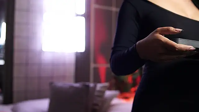 Susan wall online show from 10, 10, 2025