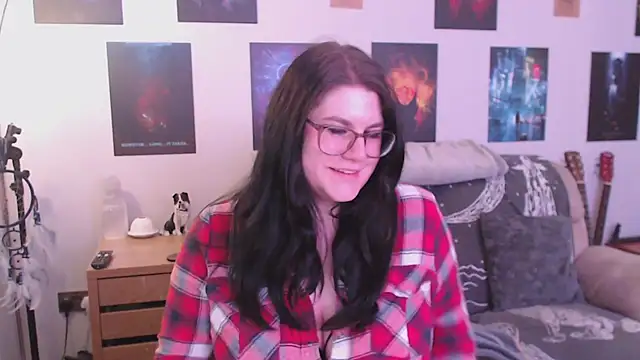 GothSuccubusBabe online show from 17, 12, 2025