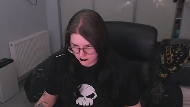 Snapshot of GothSuccubusBabe chatting on 31, 5, 2026 GothSuccubusBabe online show from 31, 5, 2026