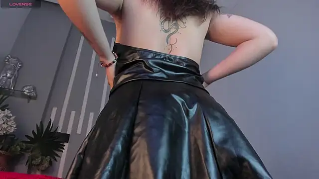 Victoriaa2 Doll online show from 13, 3, 2026