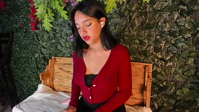 Victoriaa2 Doll online show from 29, 10, 2025