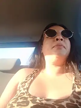 Snapshot of hotCOUPLEPETRA chatting on 7, 6, 2026 hotCOUPLEPETRA online show from 7, 6, 2026