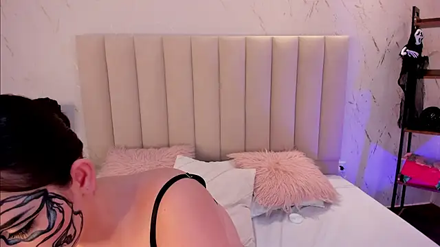 LilithHarperr  online show from 31, 10, 2025